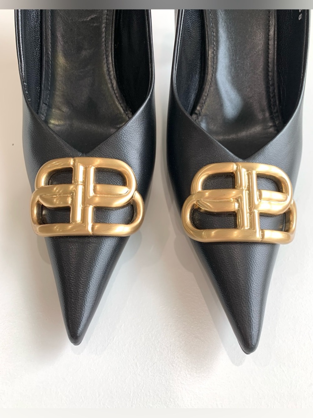 Authentic $1050 BALENCIAGA Black Square Knife BB leather pumps, Size 38. - Picture 4 of 15